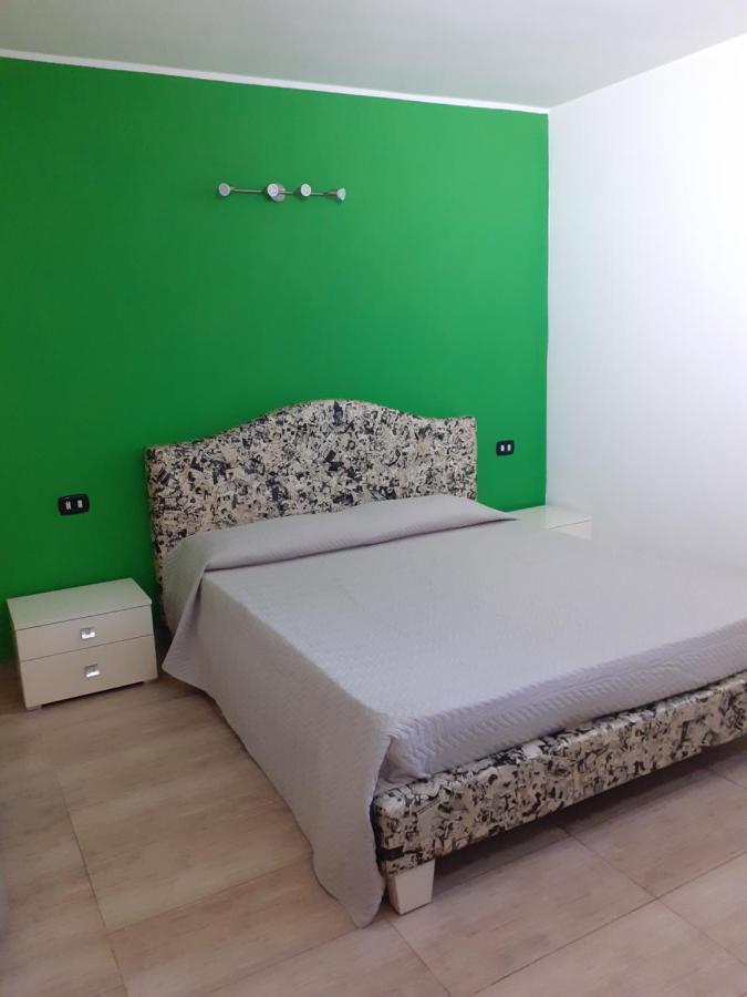 Casa Dylan Apartment Cagliari Ngoại thất bức ảnh