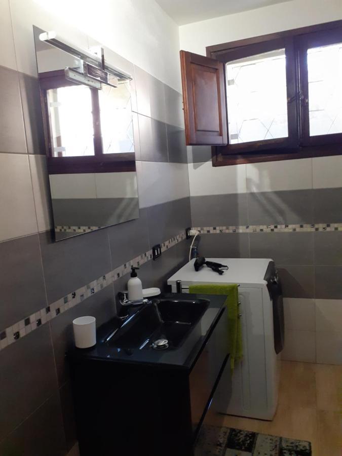 Casa Dylan Apartment Cagliari Ngoại thất bức ảnh