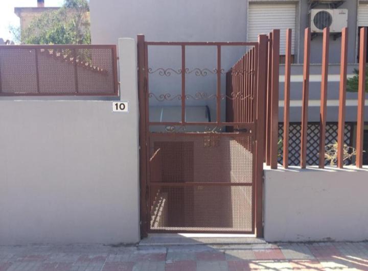 Casa Dylan Apartment Cagliari Ngoại thất bức ảnh